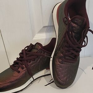 Nike Burgundy and Olive Sneakers
